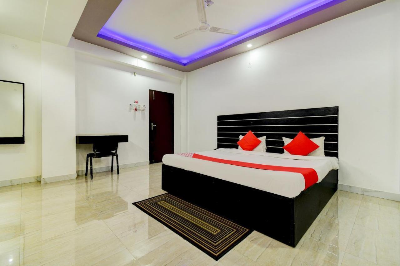 Oyo 80488 Mi Casa Homestay Guwahati Exteriör bild
