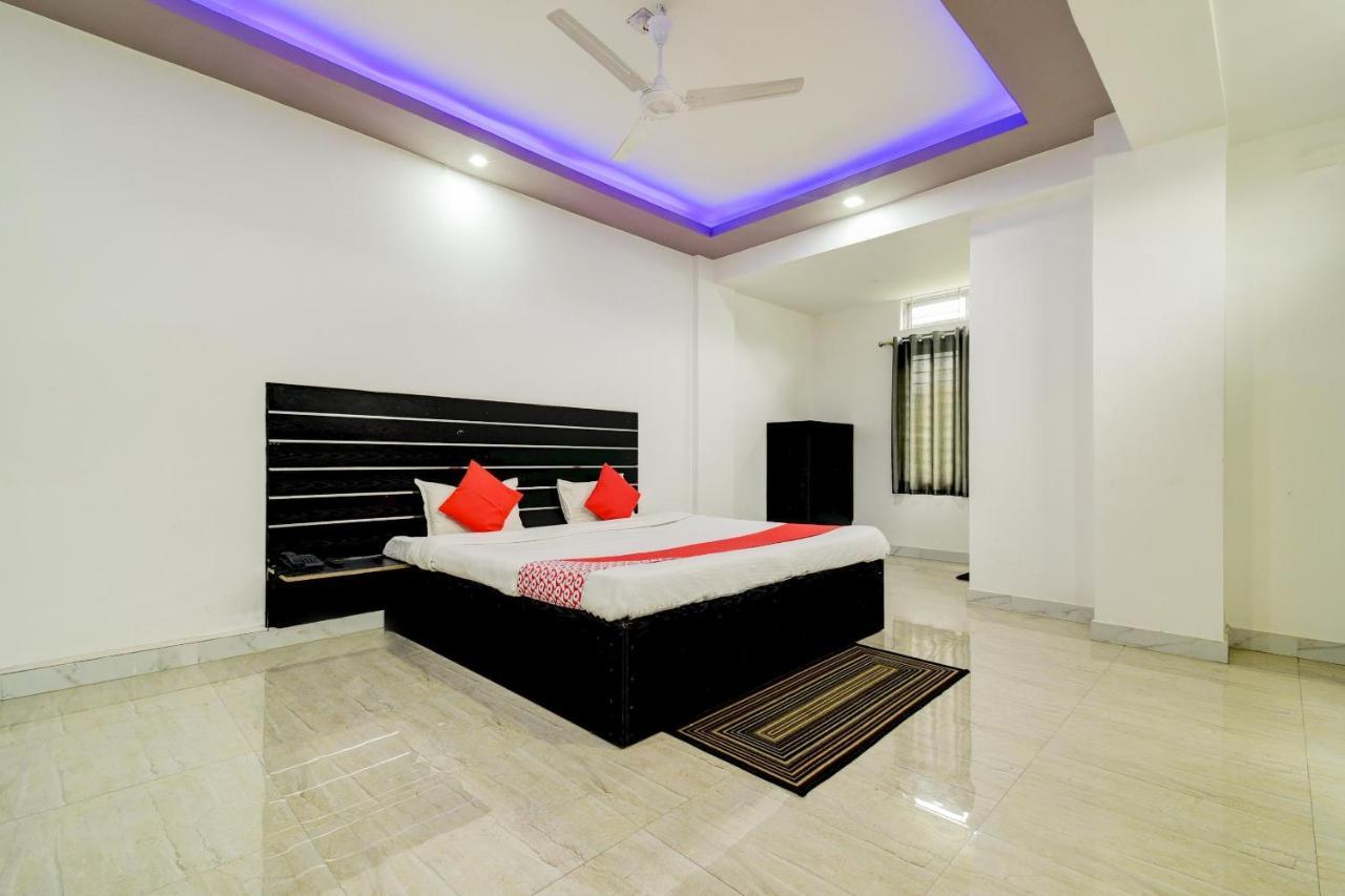Oyo 80488 Mi Casa Homestay Guwahati Exteriör bild